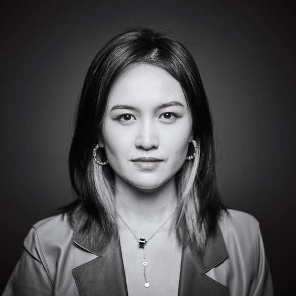 Yi Tong Headshot